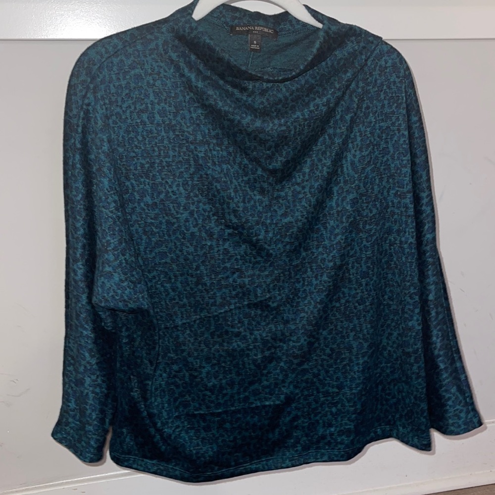 Banana republic leopard sweater size S